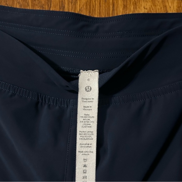 Adapted states - Picture 3 of 5